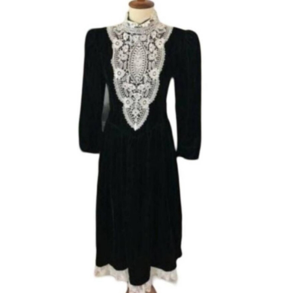 Gunne Sax Dresses & Skirts - Vintage Jessica McClintock Gunne Sax Black Velvet Victorian Dress |  Gothic